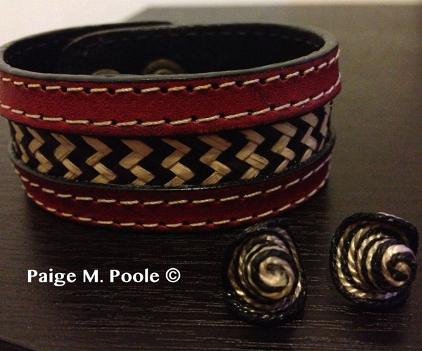 Bracelet made with leather and caña flecha and sombrero vueltiao earrings